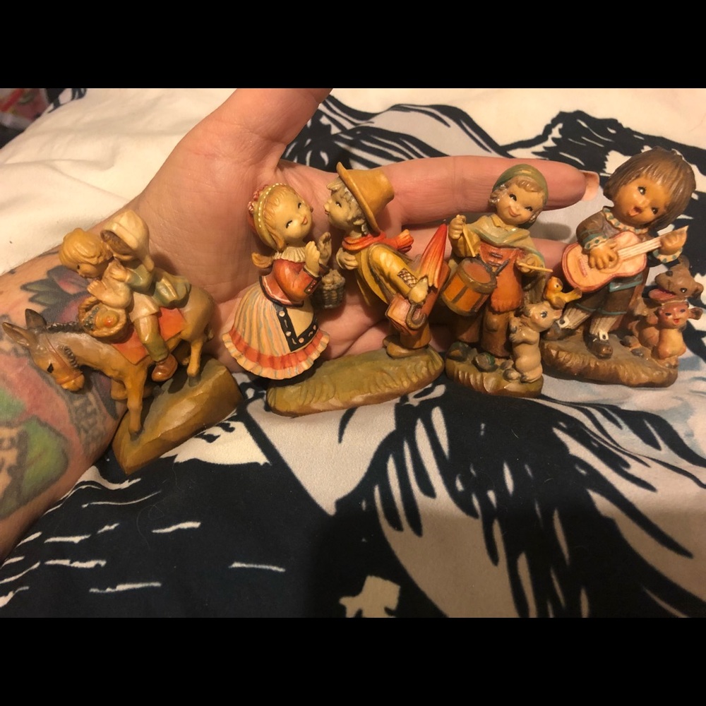 ANRI hand painted/carved figurines(signed by anri)